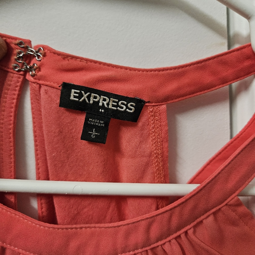 EXPRESS | Sleeveless Pink Blouse 💚